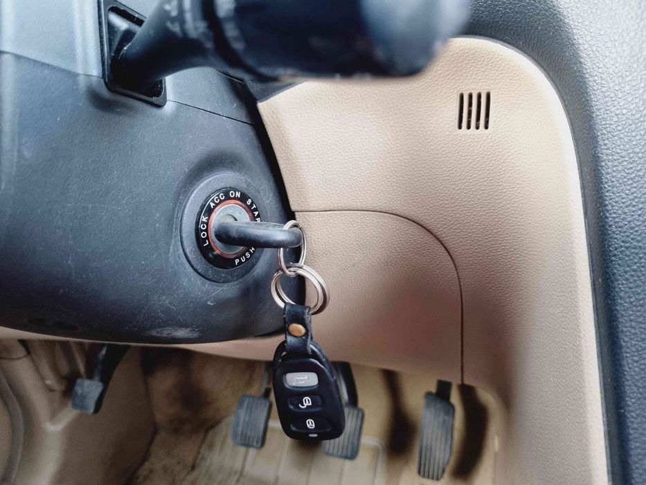 Contact cu cheie Kia Carens III (LD) [Fabr 2006-2012] OEM 2.0 TCI D4E