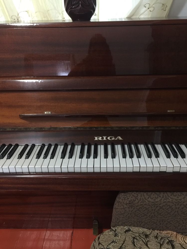 Пианино/фортепиано Riga