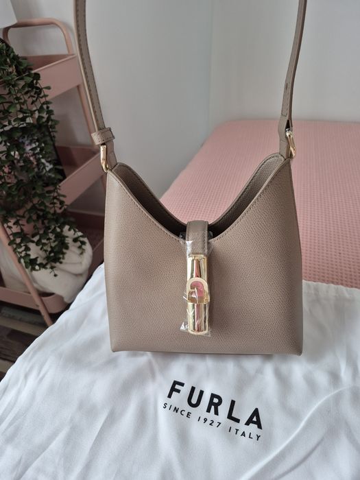 Чанта FURLA Iride в бежово