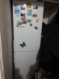 холодильник  Бирюса