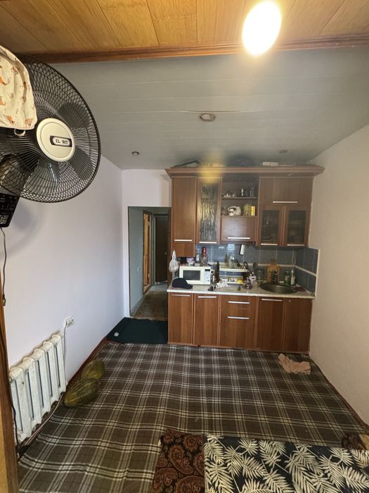 Asalomualekum 1 xonali uy Sotladi 42m2