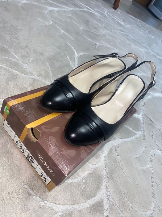 Sandale din piele naturala