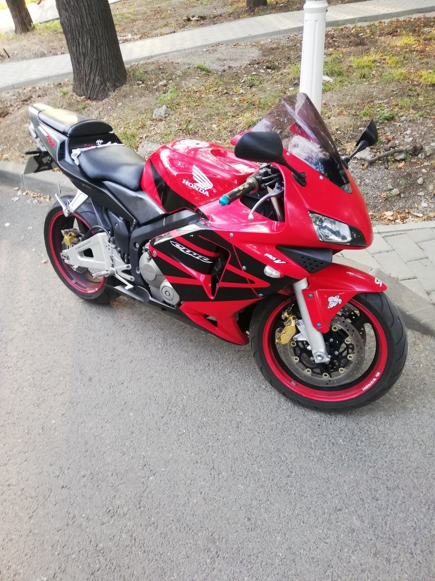 Honda CBR 600RR 2004