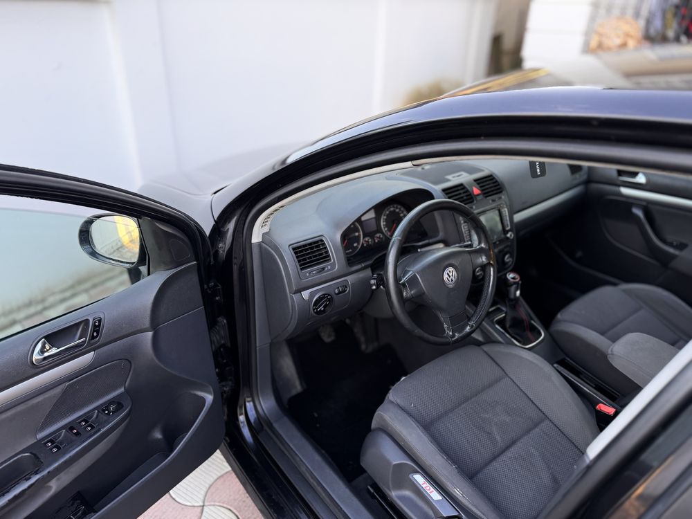 Golf 5 GTD- pachet gti - 2.0-diesel 143 cp - an 2006 -
