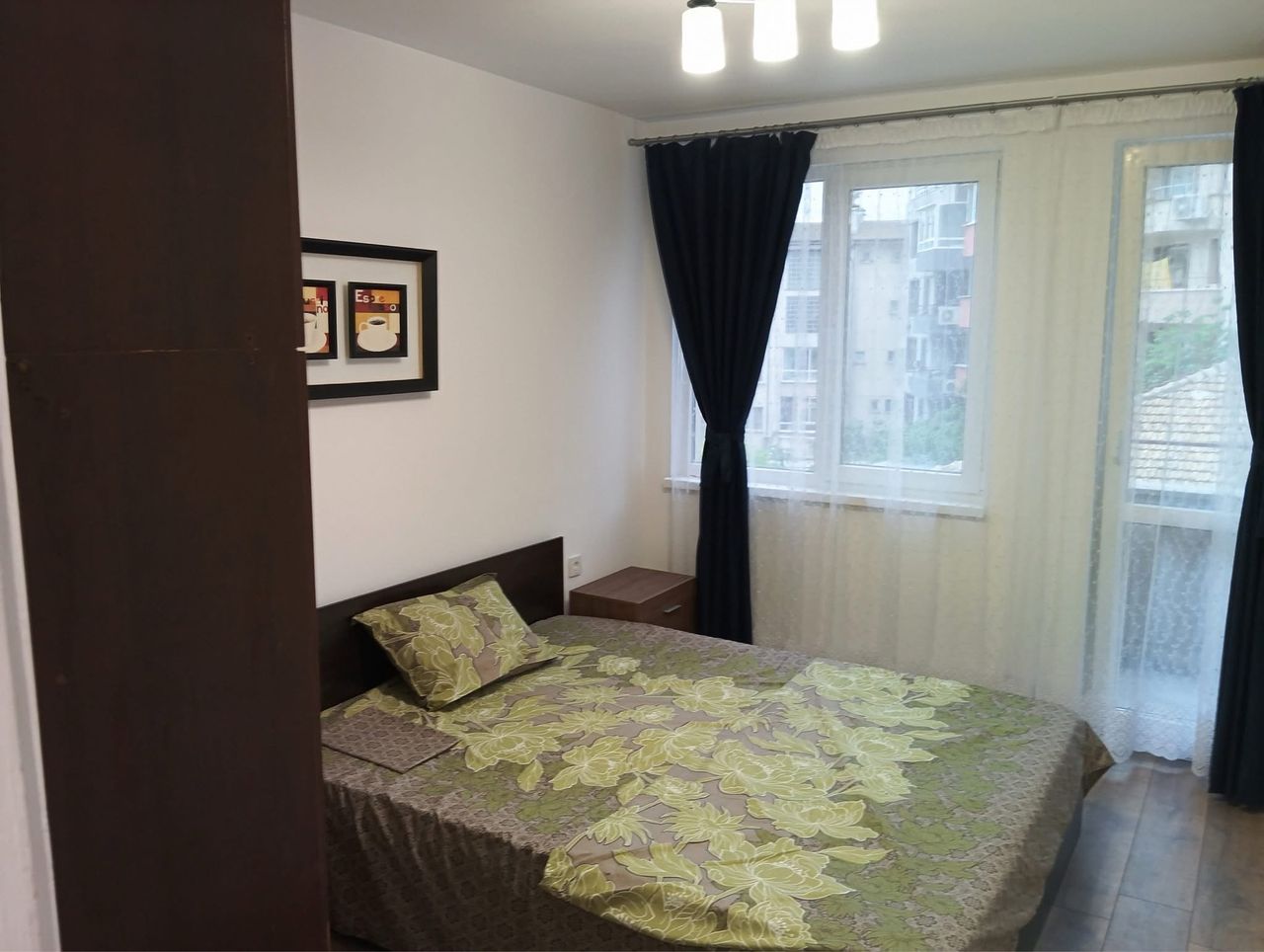 Дава се под наем Тристаен апартамент в Варна, Спортна зала - 100 кв.м за 561 € - Снимка #7