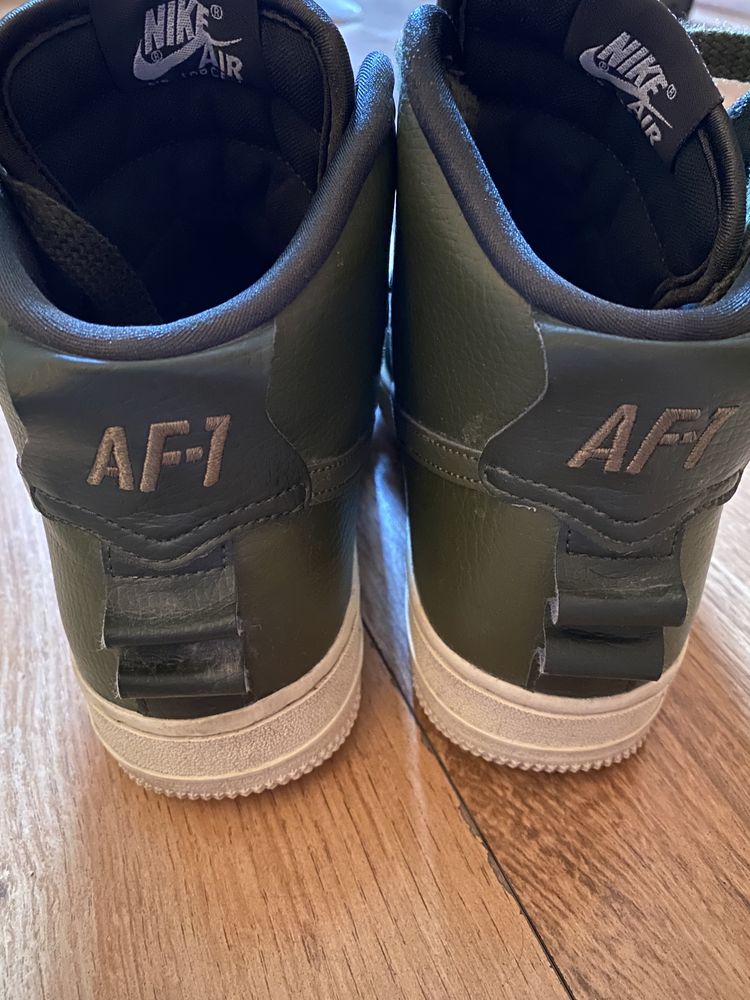 Кожени кецове Nike Air Force 1