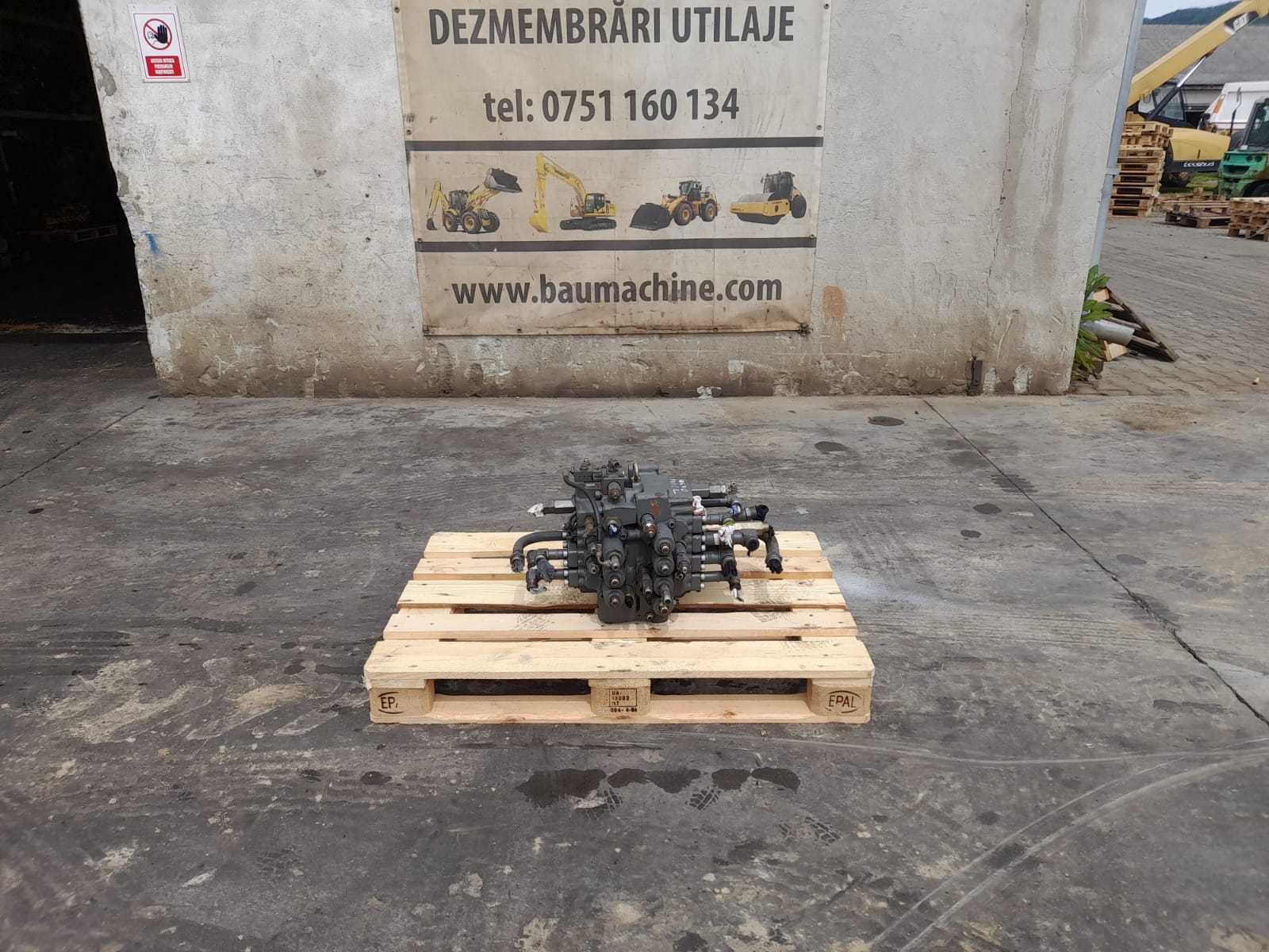 Distribuitor Volvo UX28 pentru excavator Volvo EC240 CL