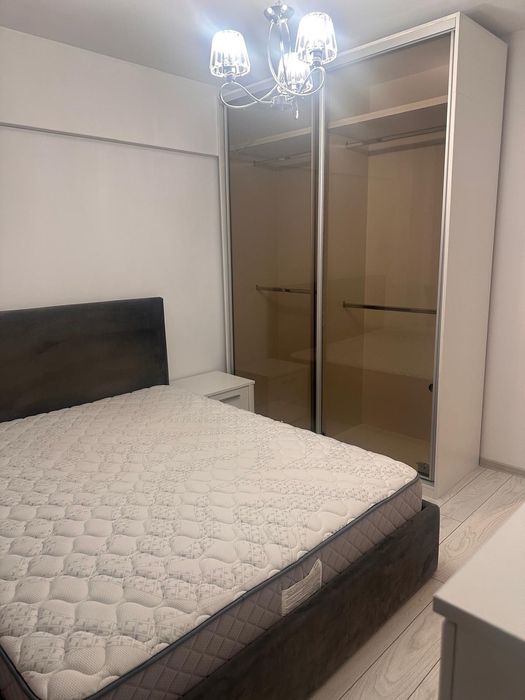 Persoană fizică vând Apartament 2 camere mobilat, Bucium confort