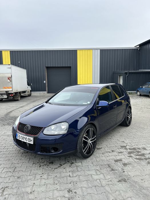 Продавасе голф 5 1.9 тди