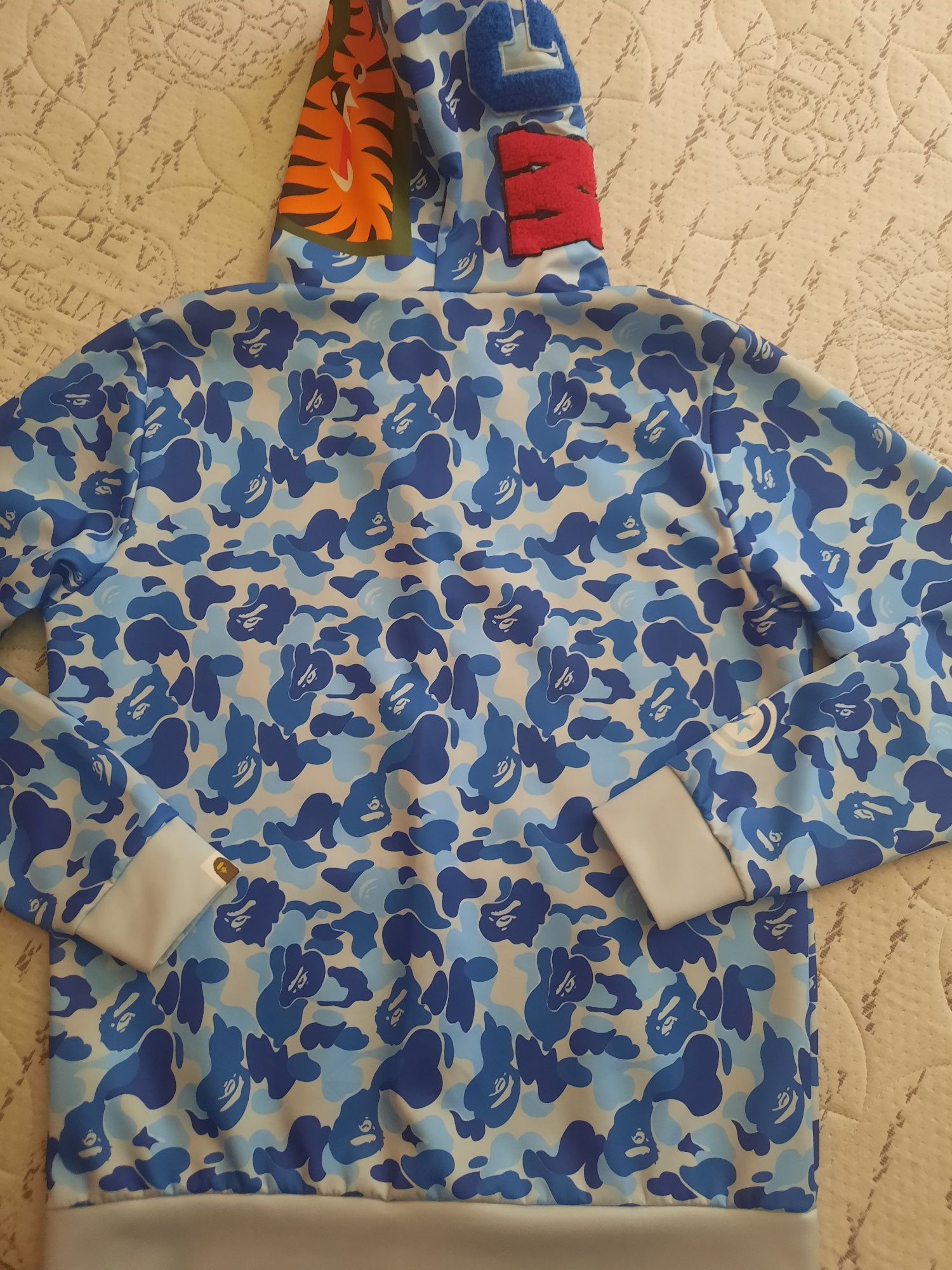 Bape Zipper Hoodie size M