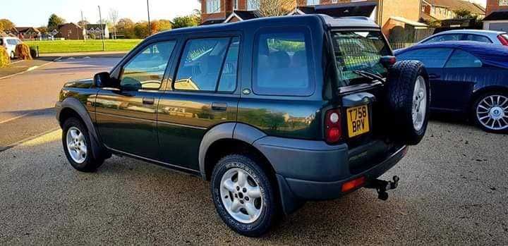 Dezmembrez Land Rover Freelander motor 2.0(Honda), 2.0 BMW