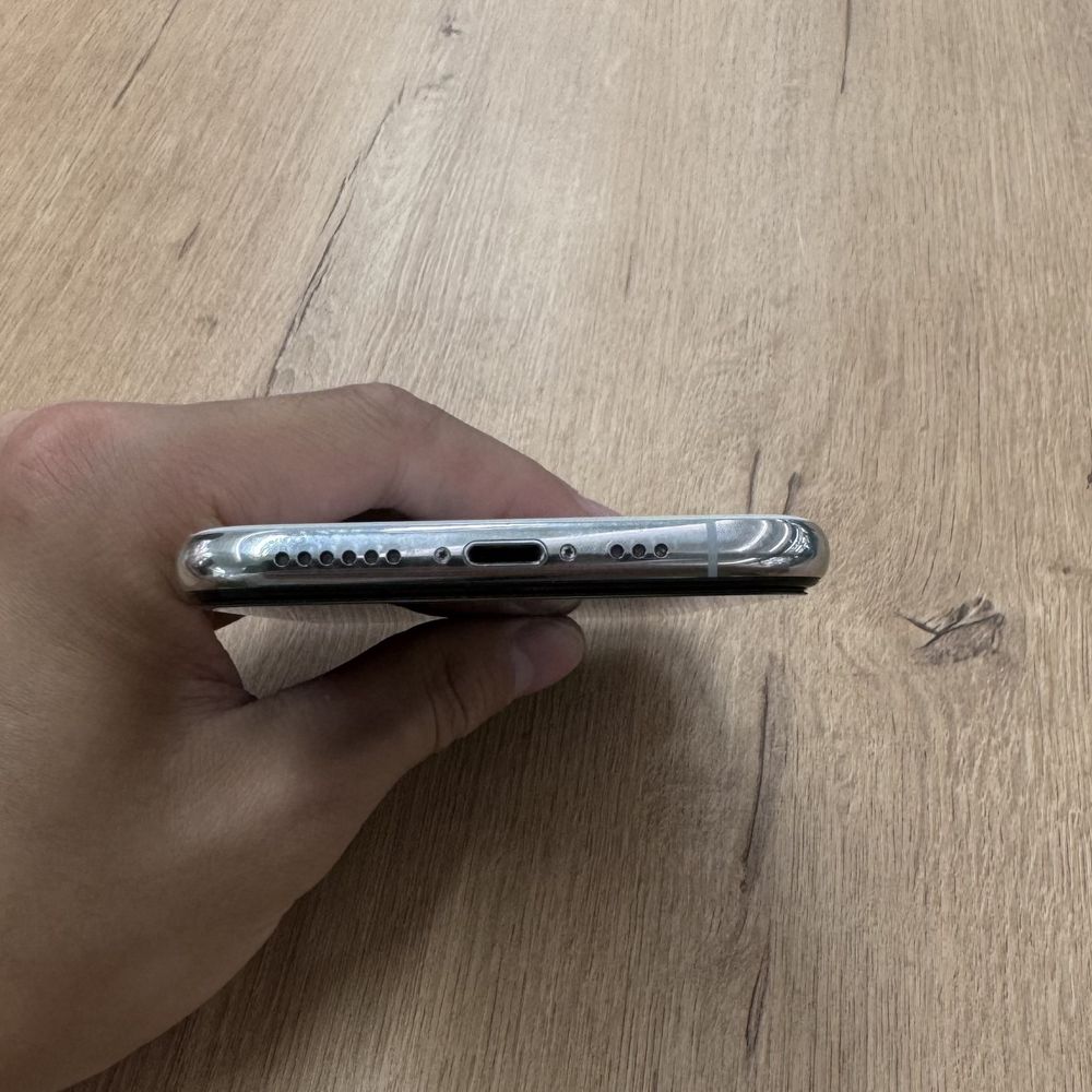 IPhone XS 64GB White
