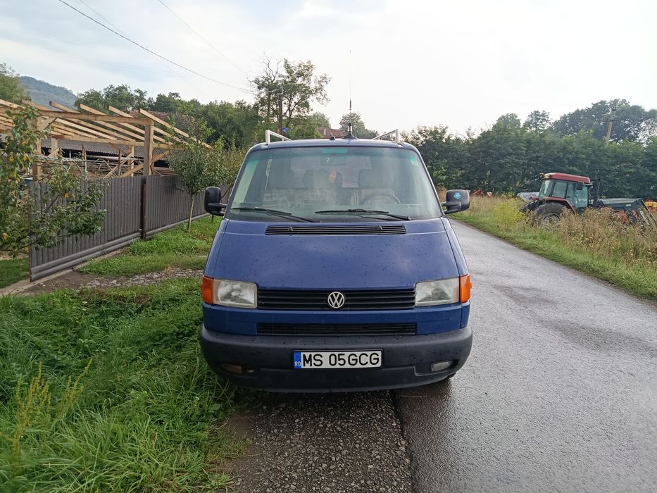 Vw Transporter  1.9 cu turbo 8+1