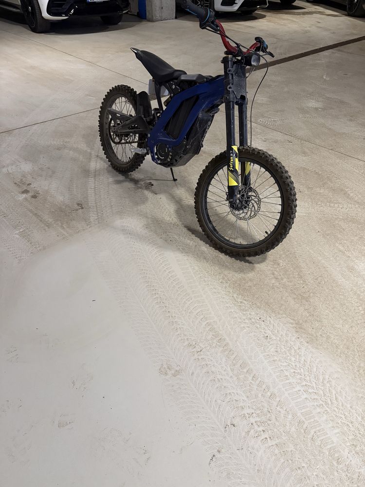 Surron light bee x 2023