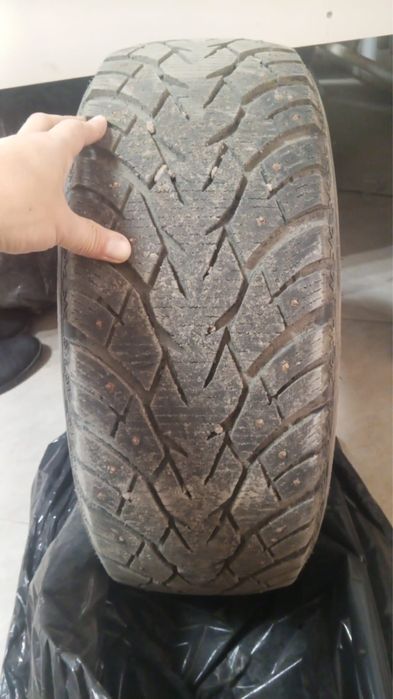 Продам зимние шины