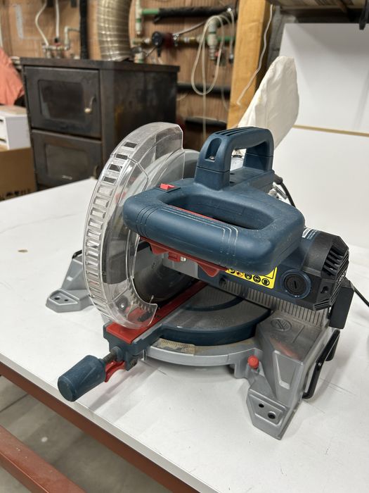 Настолен циркуляр