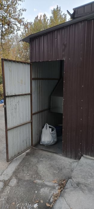 Шашлычная будка с вытяжкой