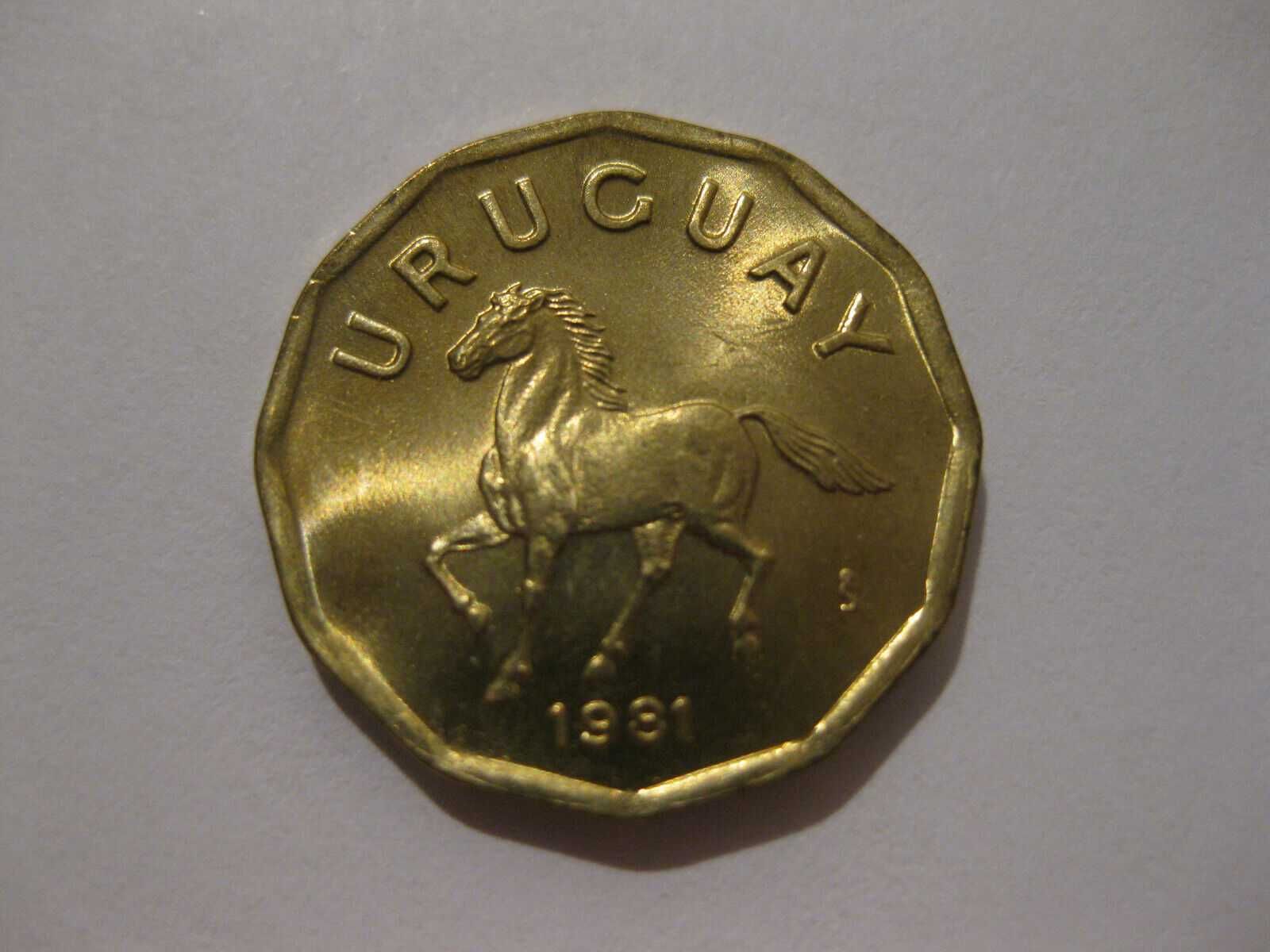 Монета "10 centesimos" (Уругвай / 1981)