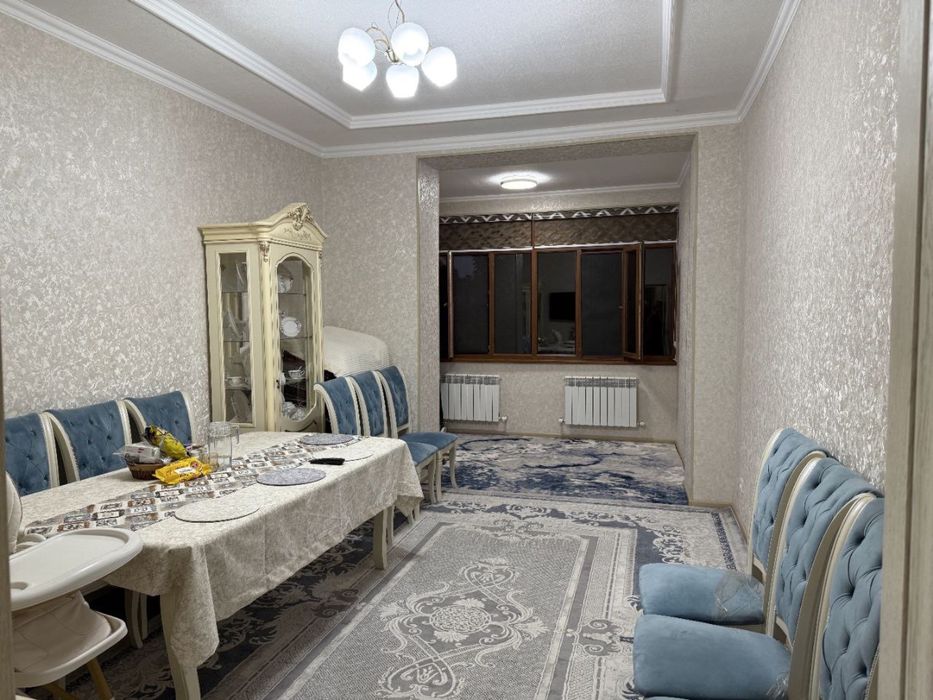 Продаётся квартира чирчик хакимият 2/4/4/ сталинка в хорошем состояние