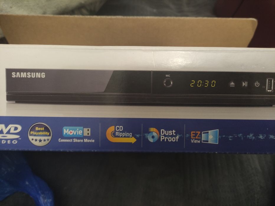 Dvd плеер караоке + микрофон Samsung