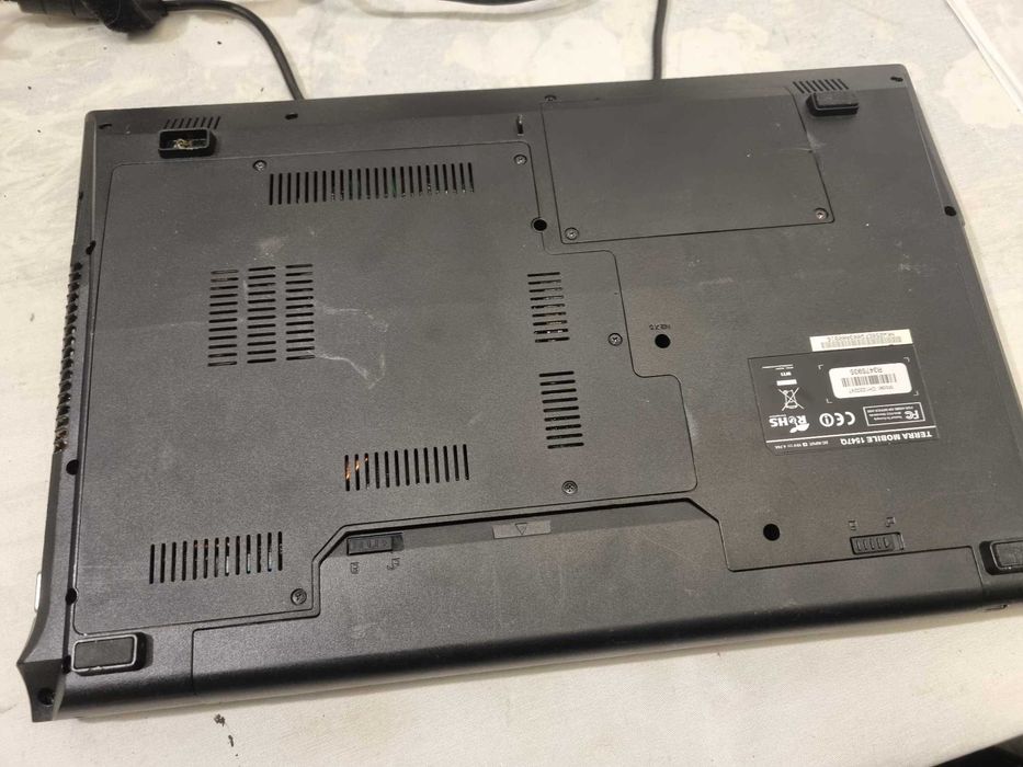 Laptop Terra 1547Q Intel I3 gen3 8gb ram dezmembrez