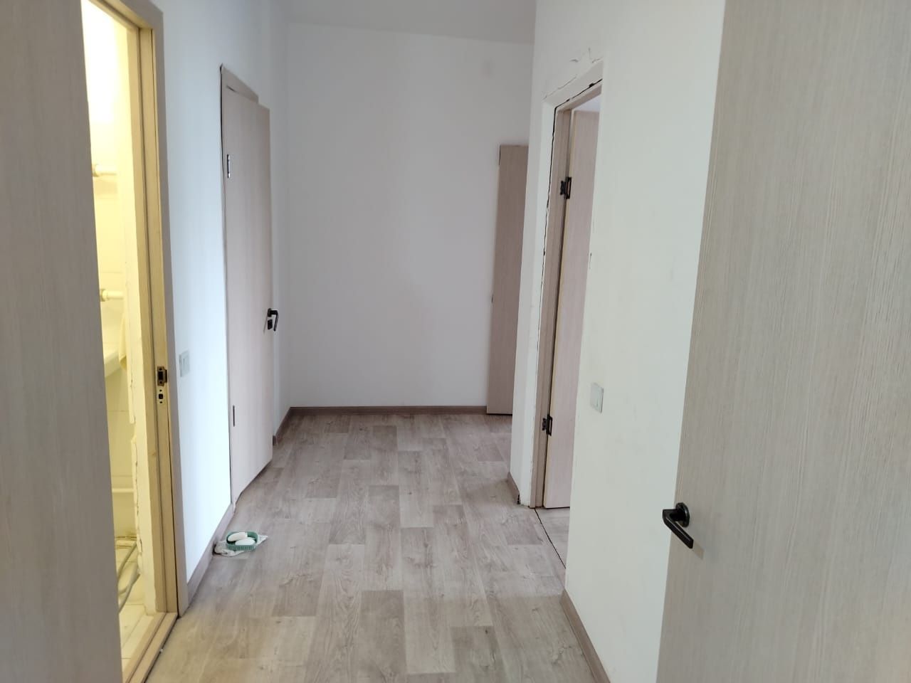 Продам 2 ком квартиру Абая 244