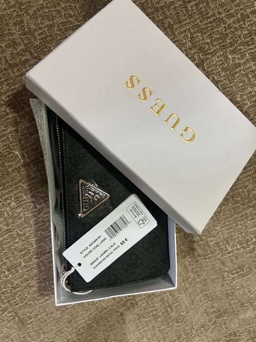 Ново портмоне Guess