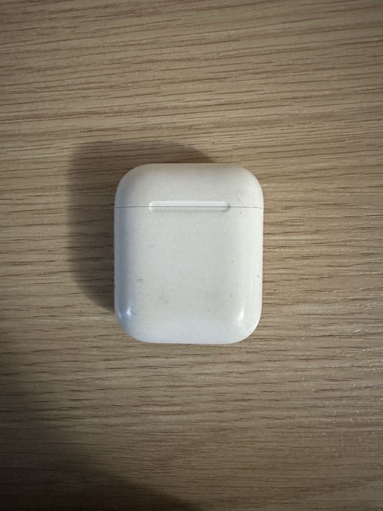 Продам airpods