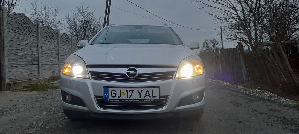 Opel Astra h 2010