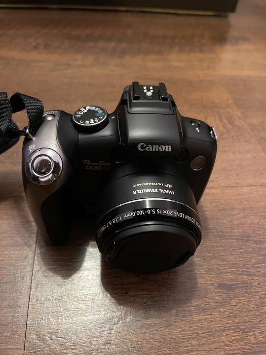 Фотоапарат Canon PowerShot SX20 IS