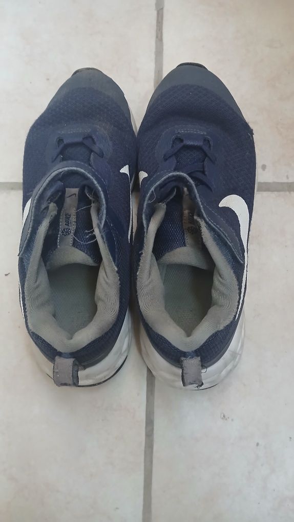 Детски маратонки nike за 15.лв