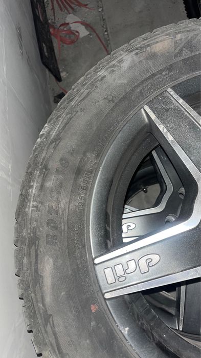 Продам шины с дисками