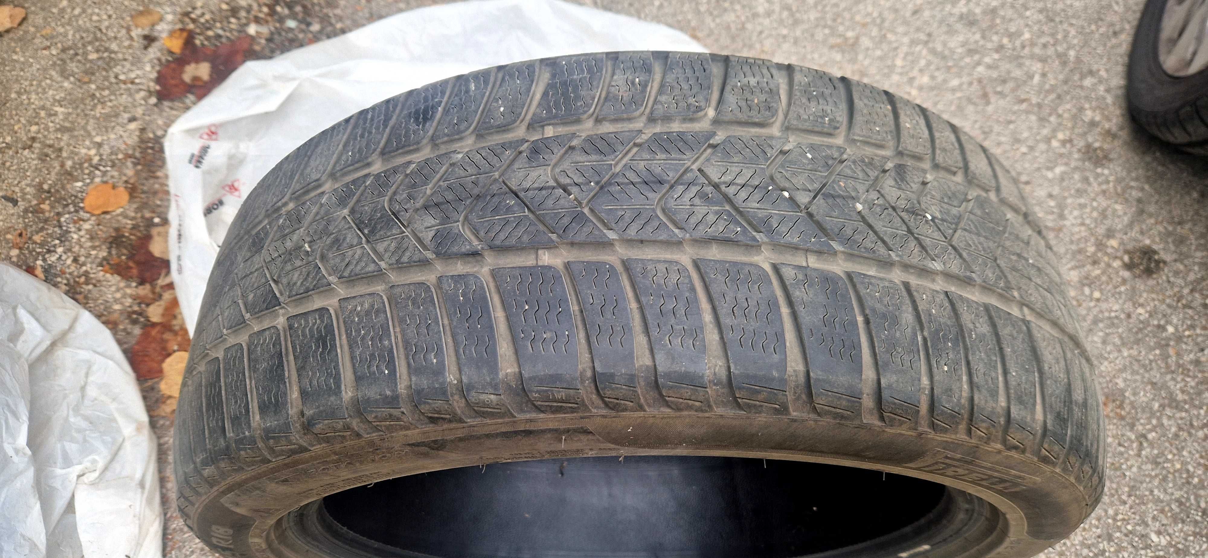 Зимни гуми 225/45 R18