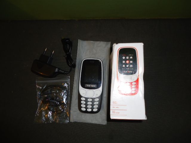 NOKIA 3310 новая модель обменяю на NOKIA 1100 или 1101 не Китайскую.