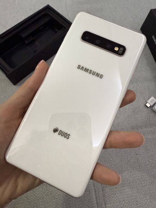 Samsung s10 plus 128gb с Подарък