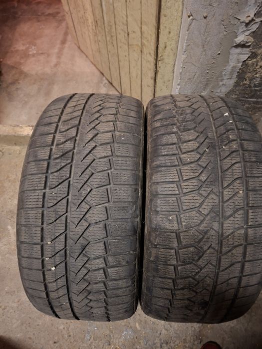 Зимни Гуми 245/40/18
