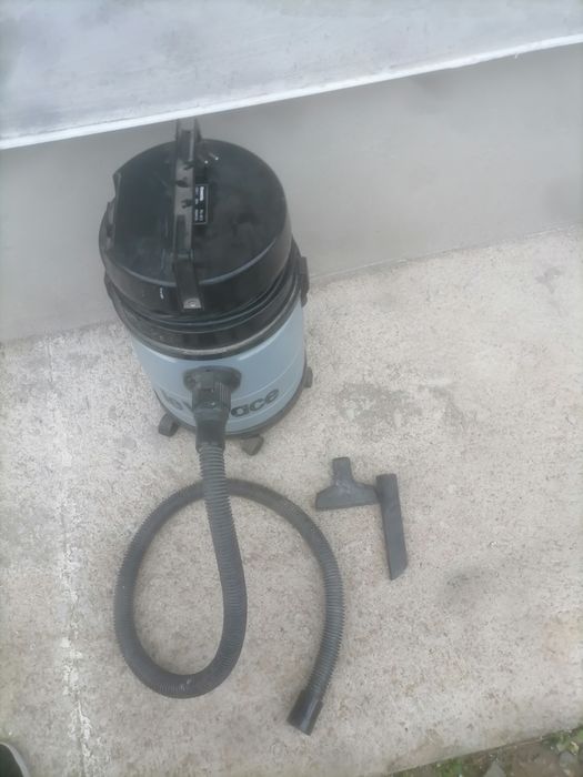 Прахосмукачка Rowenta