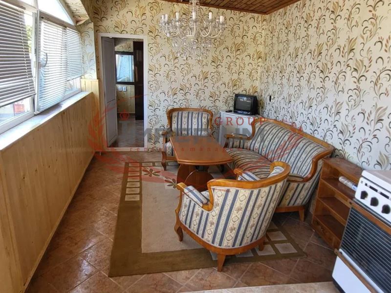 Дава се под наем Двустаен апартамент в Варна, Бриз - 70 кв.м за 280.5 € - Снимка #2