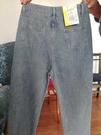 Продам джинсы женские новые размер L