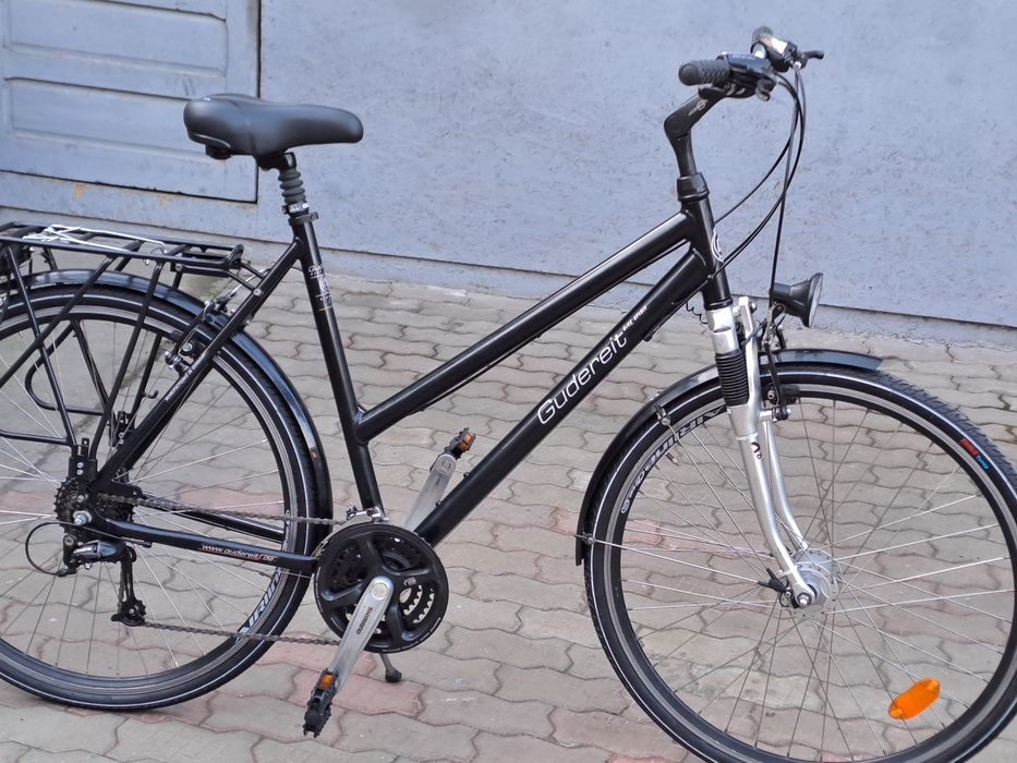 ***bicicleta de dama pe 28" ***