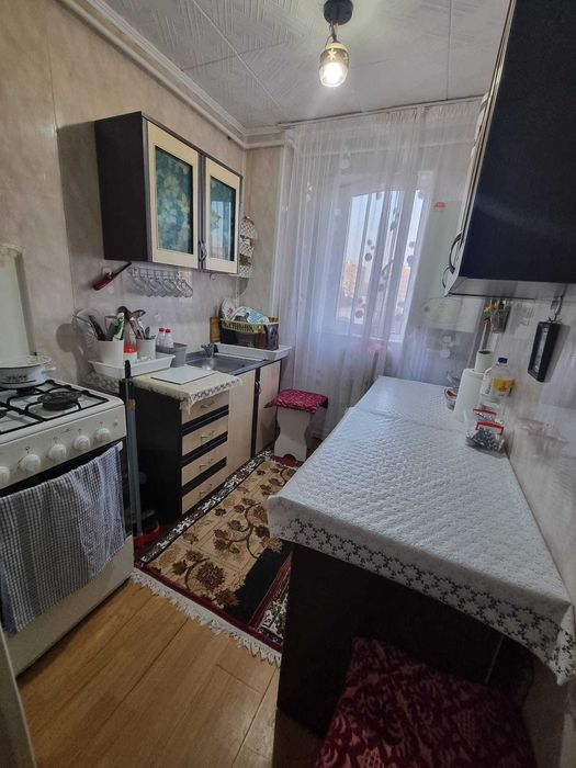 Apartament cu 2 camere semidecomandate