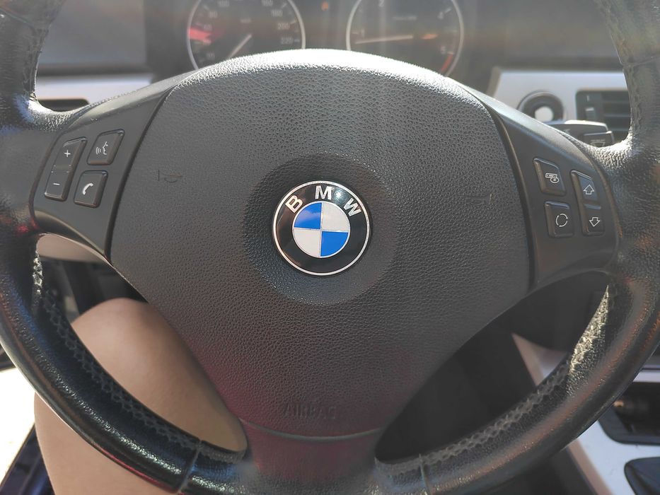 BMW 318 d an 2010