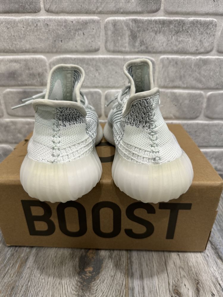 36-46 Yeezy 350 v2 Cloud White Reflective