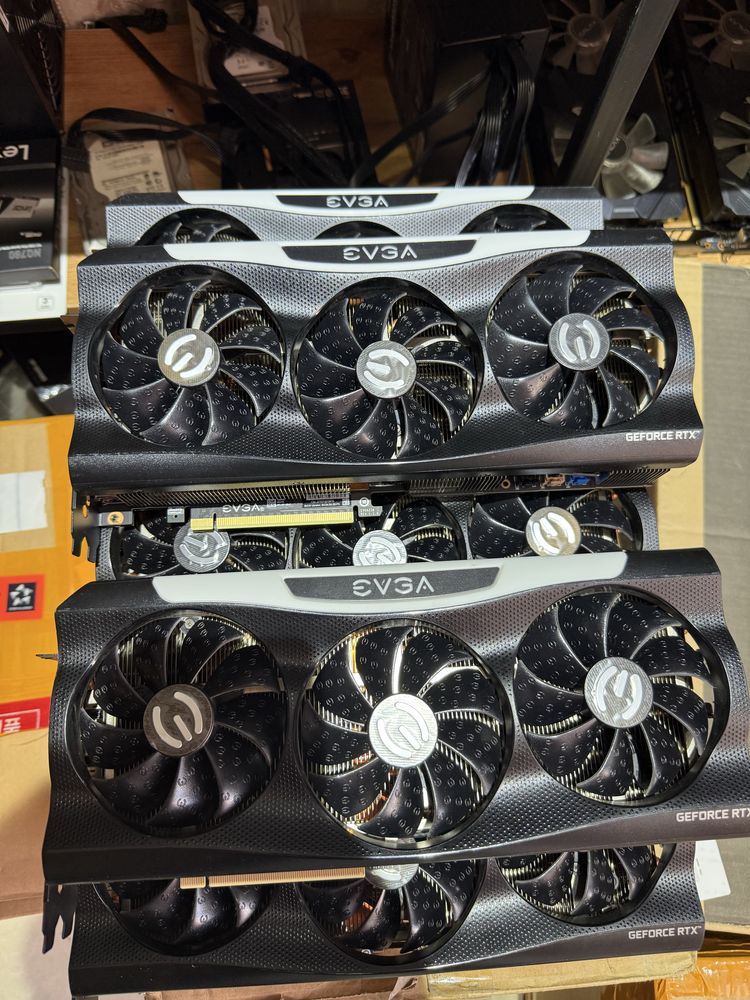 Rtx 3070ti Evga rgb ideal