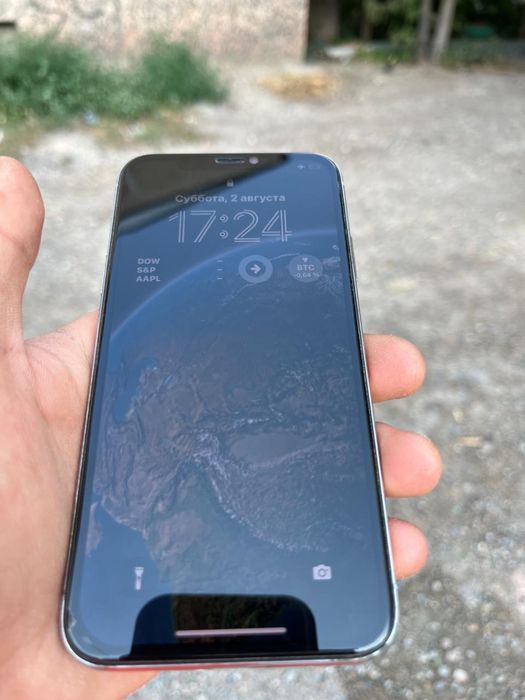 IPhone X продается