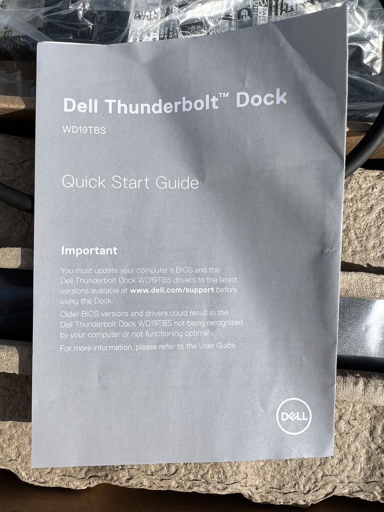 Dell Thunderbolt Dock WD19TBS 180W plus încărcător. Nou. Sigilat