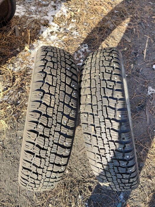 Продам шины зимние на шевроле Дамаск