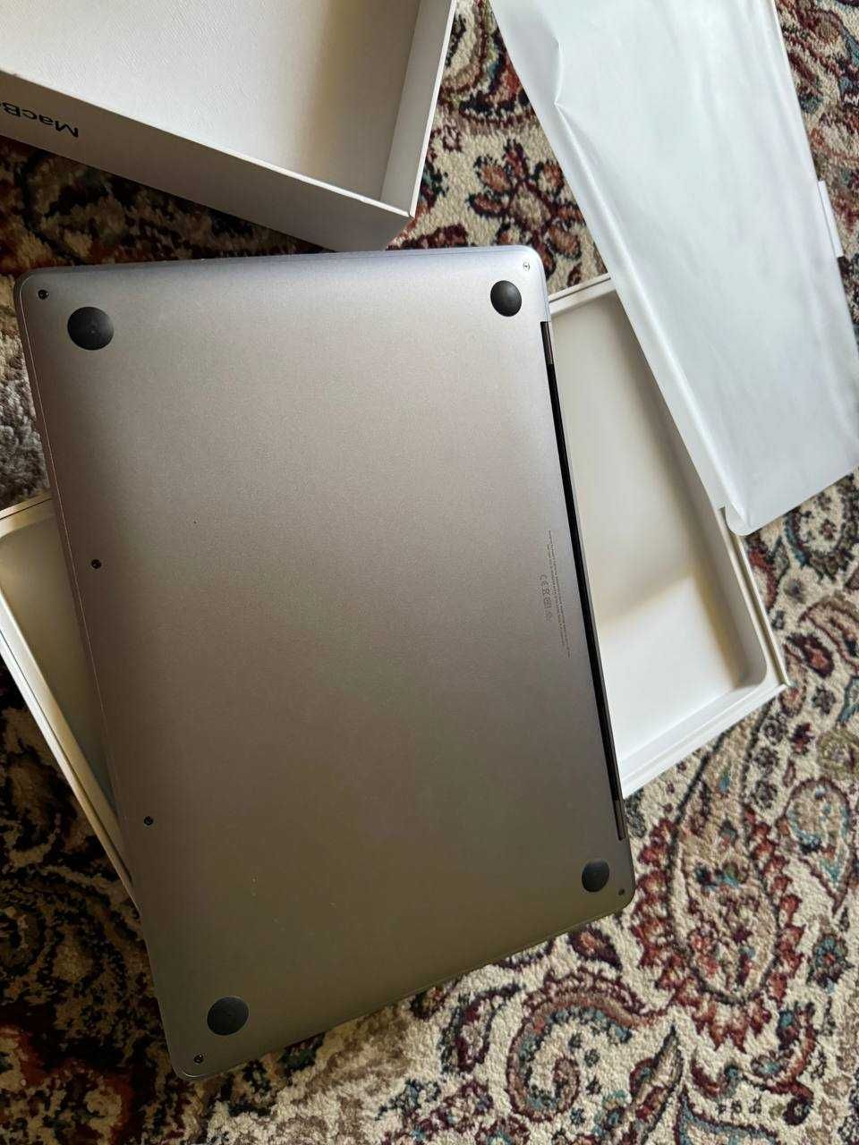 Apple MacBook Pro 2019 13/i5/16GB/256GB