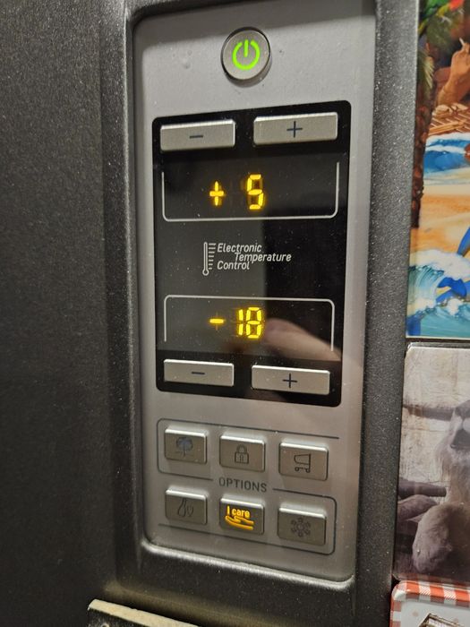 Combina frigorifica Hotpoint ARISTON A+++