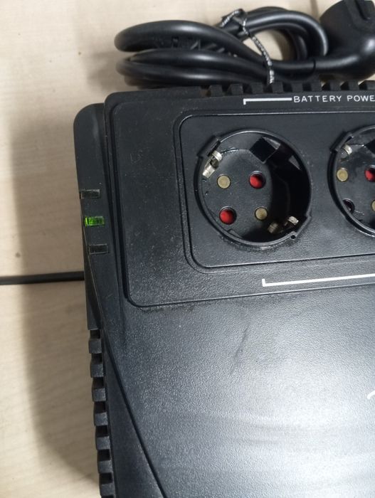 Ups Mustek Office 650